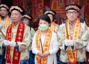 盛況空前!中市豐原慈濟宮百年建醮封街普渡1.5萬桌-盧市長祈求國泰民安