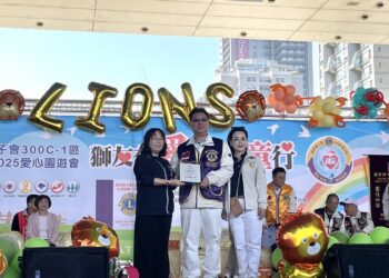 獅子會愛心送暖！捐贈外展服務車與復康巴士-攜手中市府共創宜居城市