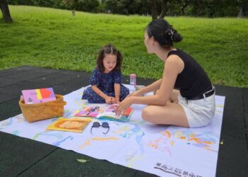 「草地上的美術課」開課了！-台中市立美術館邀民眾戶外體驗藝術