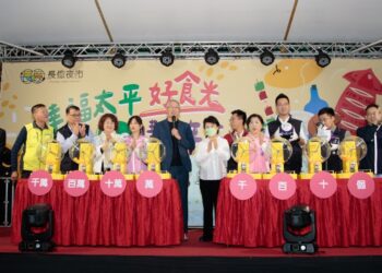 無價之寶、六都首顆冠軍簽名球得主找到了-台中東勢「棒球迷」僅花650元抽中