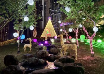中市湧泉公園化身聖誕奇境！-五彩燈飾點亮冬季仙境