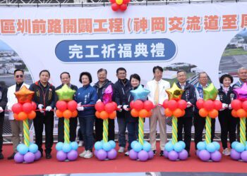 神岡居民聖誕大禮！神岡區圳前路完工通車-盧市長：兼顧建設、文資兩全其美