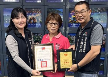 熱誠服務！-中市大里地所榮獲志願服務金牌獎