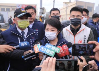 全聯大肚廠房新建工程火警-盧市長趕赴現場指示全力救援