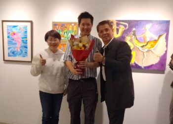 用藝術綻放生命之光-《光之譜：藝術家新作聯展》12/21溫暖展出