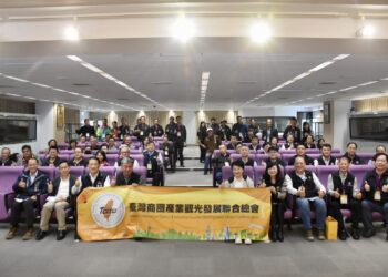 攜手拚經濟！盧市長與六都商圈代表相見歡