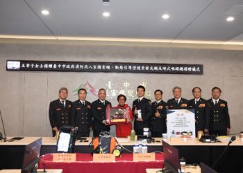 提升消防戰力-企業家王幸子女士捐贈中市救災救護裝備器材