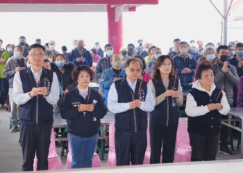 中市豐原觀音山納骨堂櫃位修復完工-民政局長出席祈福安靈法會開香