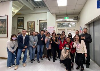 「我的秘密華園」2025禎墨畫會郭美珠師生水墨畫聯展-師生聯手寫贈年畫結善緣