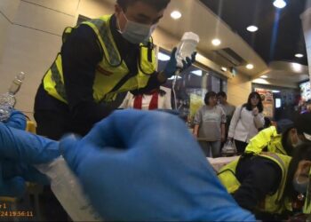 馬來西亞旅客台中市突發心臟停止-消防與醫療團隊聯手成功救回