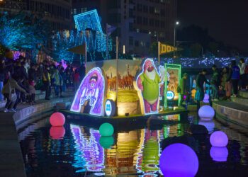 2024台中耶誕嘉年華刷新雙紀錄！107萬人次、商機逾17億創新高 -新聞局長：繼續努力展現城市魅力