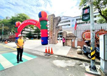 好厲害的招「牌」！中市設通學區標誌-校園安全再升級