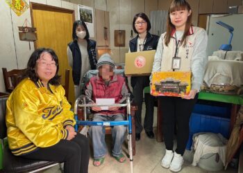 溫馨快遞34年愛不止息-中市社會局送暖台中9,000多戶家庭