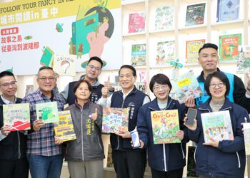 手機借書真便捷！中市投入1250萬元優化北屯圖書館-張副秘書長：打造全齡友善智慧閱讀環境