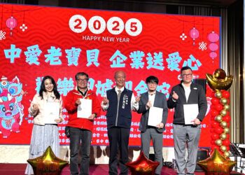 12企業連年捐贈獨老年菜-社會局感謝暖心蛇現幸福