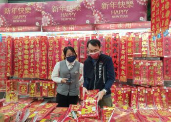 注意4要點消費更安心！-中市經發局因應年節啟動賣場專案抽查均合格
