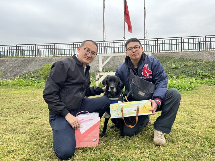 中市消防局搜救隊毛小孩回娘家-團圓溫馨過新年