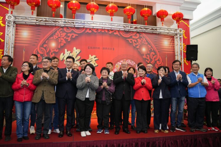 中市議會新春團拜-盧市長率市府團隊祝賀:議政昌隆、府會和諧
