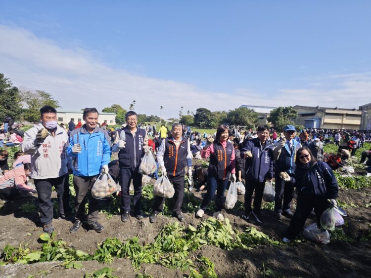 潭子搖滾馬鈴薯推廣活動熱鬧登場 -邀民體驗耕作辛苦及豐收喜悅