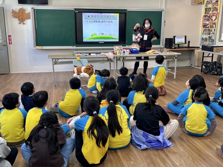 動保從學校教育開始！中市動保暨狂犬病防疫校園巡迴宣導起跑