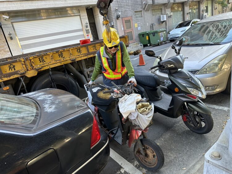維護市容-中市環保局籲車主辦理廢車體回收、領獎勵金