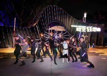 網友認證最潮中台灣元宵燈會！「時空狂想曲」燈區美照瘋傳錯過等明年