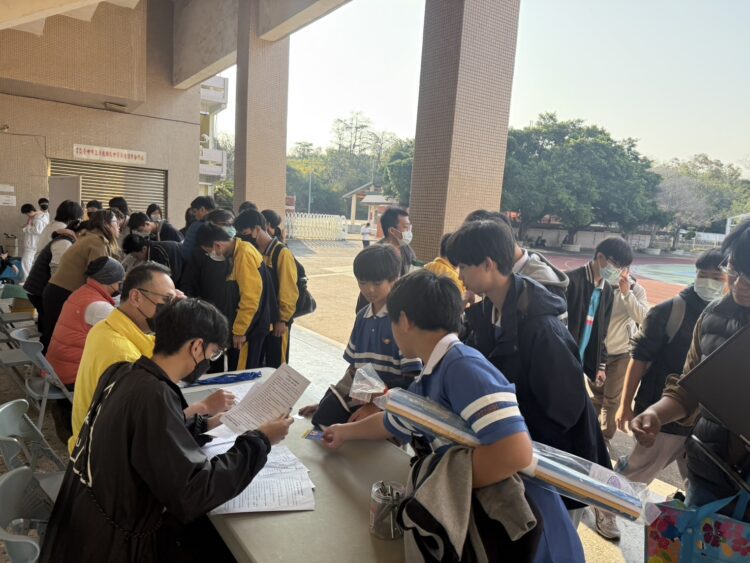 中市科技教育創意實作競賽-40組國中小隊伍秀科技展創意