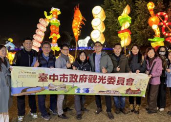 參訪2025最強燈會！中市府召開觀光委員會-觀旅局-:-感謝所有建言