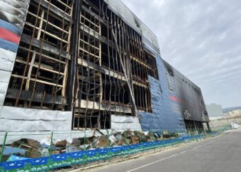 民眾憂全聯倉儲大火建築物影響公安-中市都發局：經勘查暫無安全疑慮、已要求業者再次巡檢