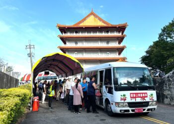 中市清明掃墓免費接駁專車3/15起跑-民政局長鼓勵提前掃墓或採線上追思