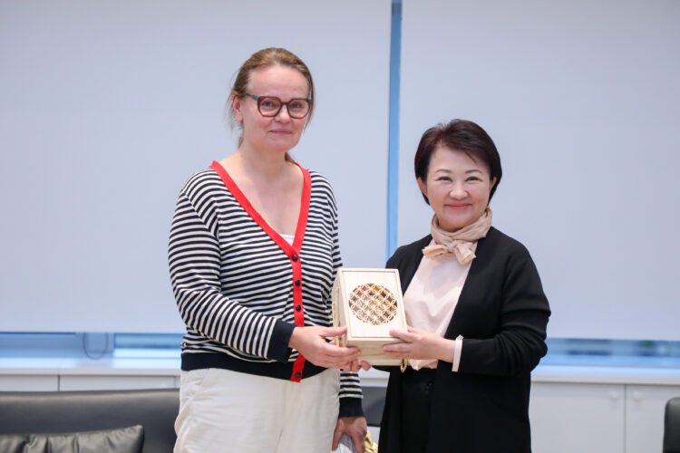 ai城市國際交流！歐洲議會資訊處長ausra-aleliunaite拜會- -盧市長盼借鏡歐盟經驗發展台中智慧城