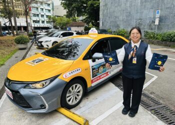 六都首創貼心相伴！中市小黃公車、幸福巴士3/8起免費提供衛生用品