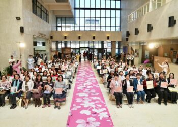 女性藝術力量崛起-「來走花路吧！」-台中女性藝術家邀請展於大墩文化中心登場