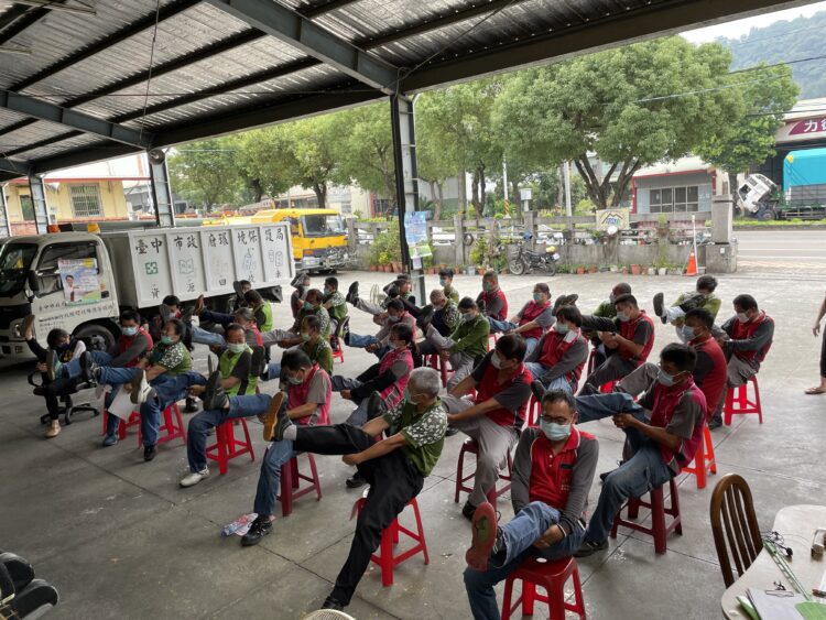 中市清潔隊減重奇蹟-從「哆啦a夢」變身型男老爸