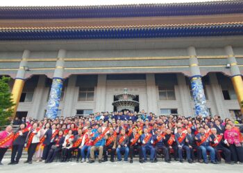 無極三清總道院慶道祖及觀音聖誕-上千人揮毫競賽-中市民政局長感謝弘揚中華文化