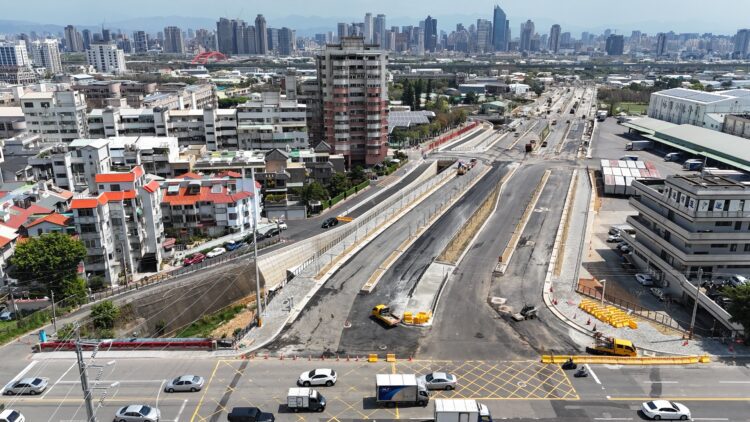 捷運藍線替代道路現形！-市政路延伸第1標工程5月將通車