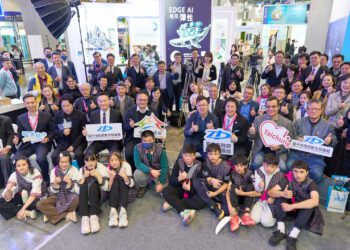 智慧台中成功吸引美日德法西等7國來訪-數位+淨零驚豔海內外