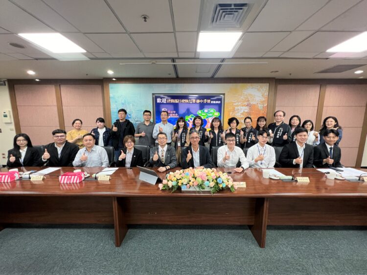 中市地稅局規劃全國ai智慧客服-法務部執行分署率準司法官組隊觀摩