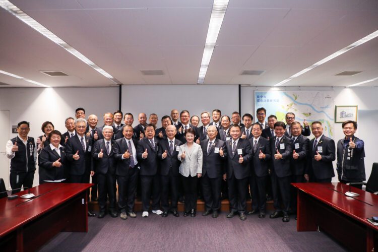 台中市商業會肯定盧市府開創經濟動能-盧市長感謝攜手打造「富市台中」
