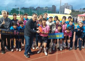 中市學校再傳hfl足球聯賽佳績！-五權女足摘金奪冠、黎明男足勇奪亞軍