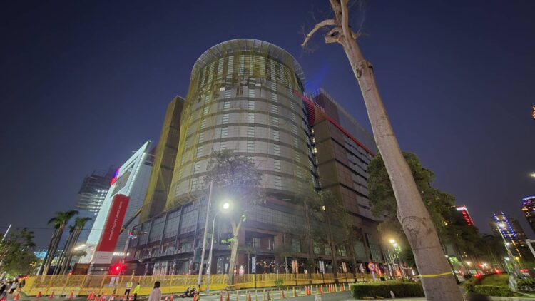 新光三越修復工程完成前兩階段搶險-中市都發局：已進入第三階段整建修復啟動