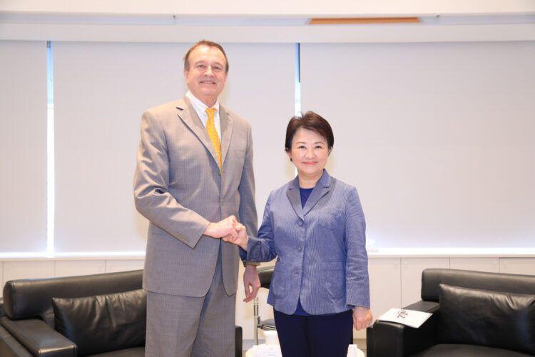 奧地利商務代表辦事處商務代表歐賀曼拜會-盧市長期盼深化經貿、綠能合作