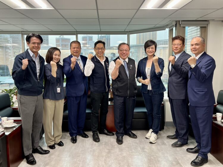 因應美國關稅衝擊！中市經發局拜會台中市進出口商業同業公會-協助業者分散市場風險