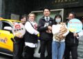 響應國際寵物日!中市交通局推廣毛孩友善計程車共乘搭小黃不加價