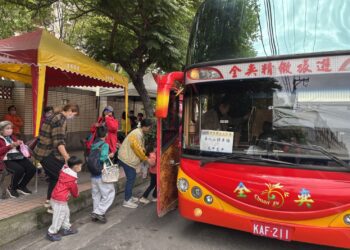 2025大甲媽祖昨回鑾好熱鬧!中市交通局:活動期間合計接駁疏運共352班次