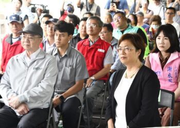 卓揆視察彰化芬園貓羅溪改善工程 王惠美縣長爭取建設經費