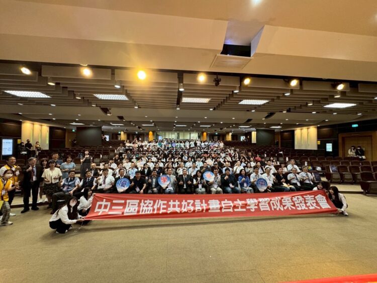 優學台中學習成果展-中三區162師生發表創意與實力