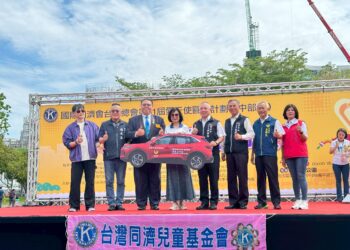 千人響應同濟會愛天使公益園遊會-齊做愛心捐贈中市府消防救災警備車