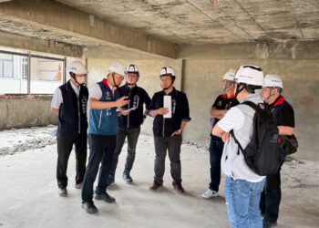 中市都發局完成清水老舊建物塌陷物清除作業-感謝鄰地地主、里長及清水公所協助