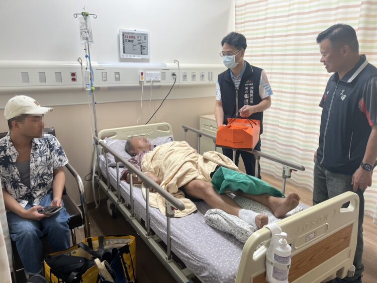 沙鹿連環車禍 -中市府啟動關懷慰問傷者並提供協助